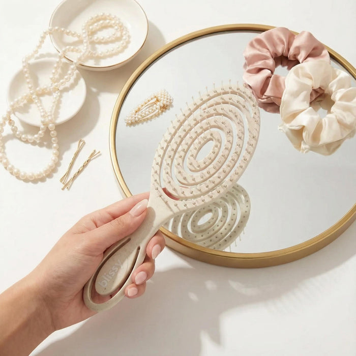 Cream Blissy Detangling Brush – Blissy Premium Silk