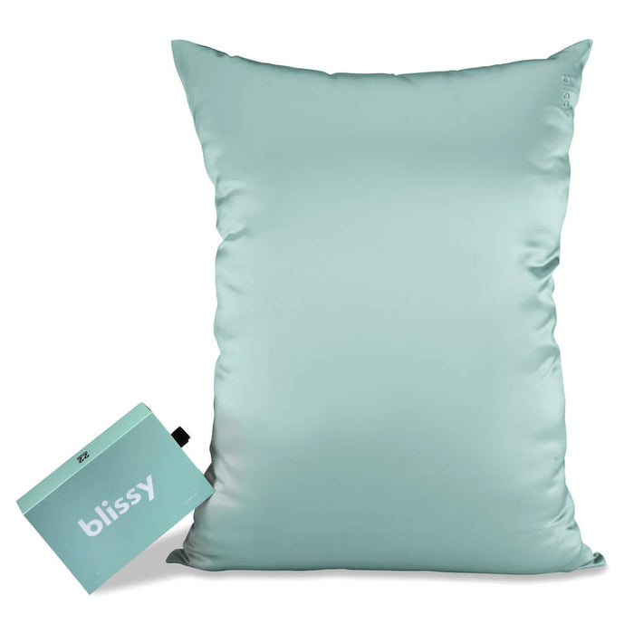 Blissy Standard Mint Pillowcase Lifestyle – Mulberry Silk
