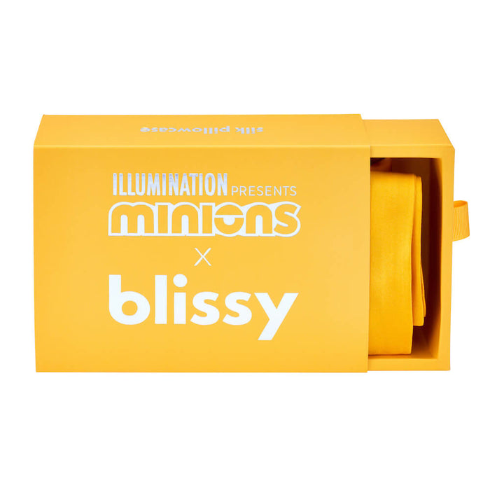 Blissy Sleepyhead Minion Silk Pillowcase Detail – Queen