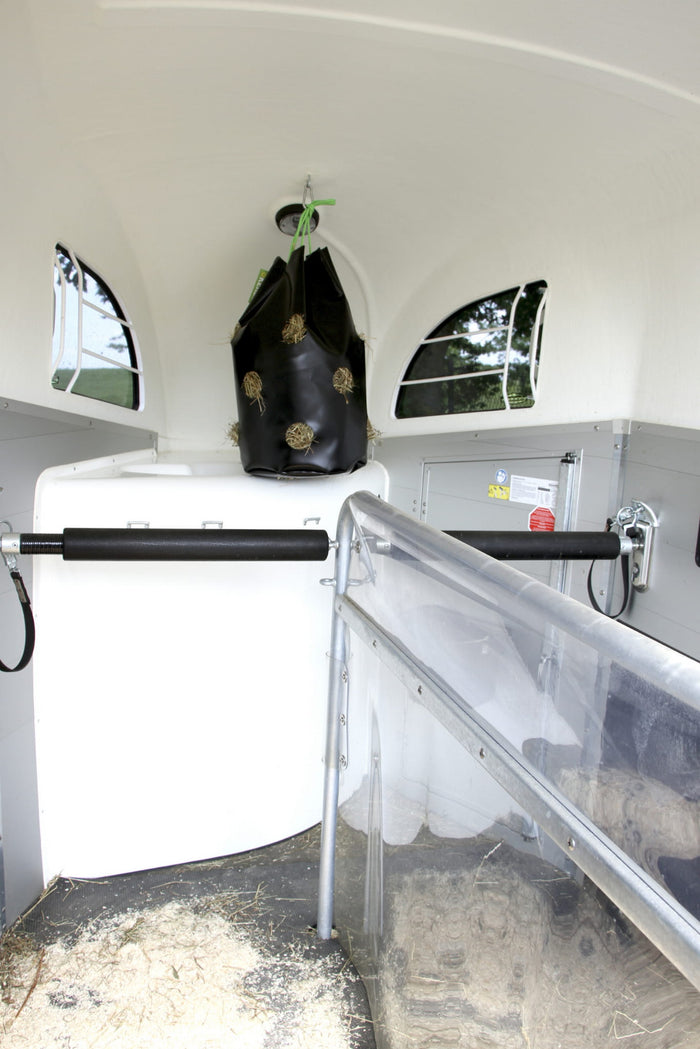 Worek na siano HayBag, mały, czarny, 8 kg, Kerbl - Cavalo